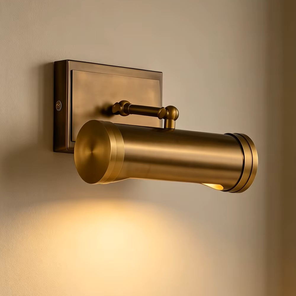 Heritage Solid Copper Art Display Light - Vintage Style Portrait Lamp