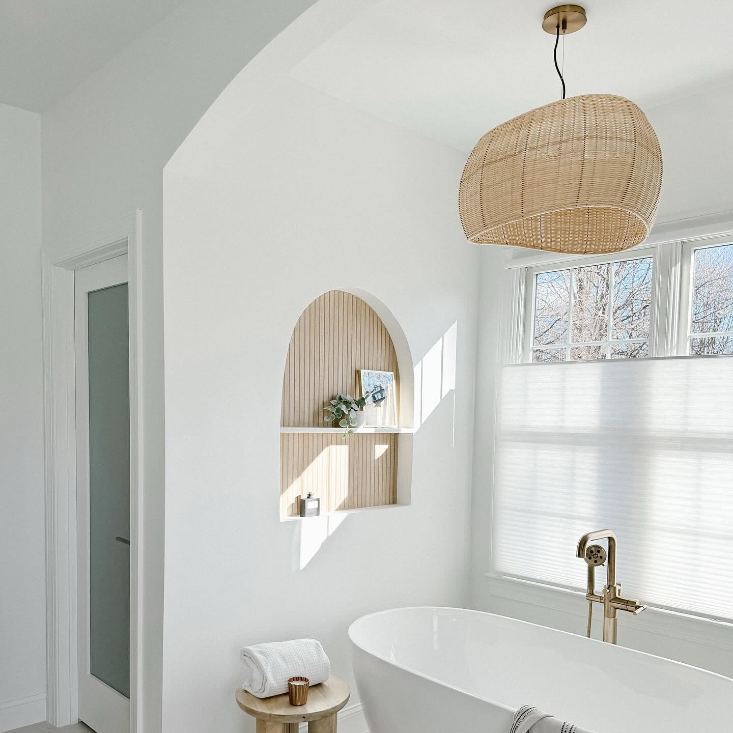 Nordic minimalist woven hanging lamp for a clean and serene home look